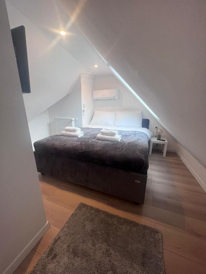 Studio Apartman Mia Загреб Екстер'єр фото